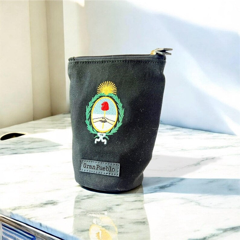 Handcrafted Escudo Nacional " National Coat of Arms /Sol de Mayo - "Sun of May" Yerba Mate Bag: Black - Canvas Cotton