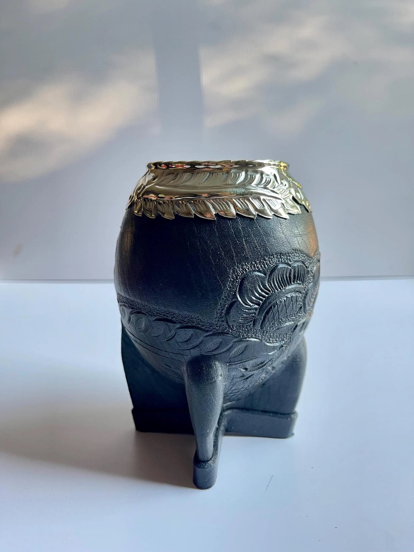Torpedo Mate Gourd – Tooled Leather, Hand-Chiseled Alpaca Rim, Argentina