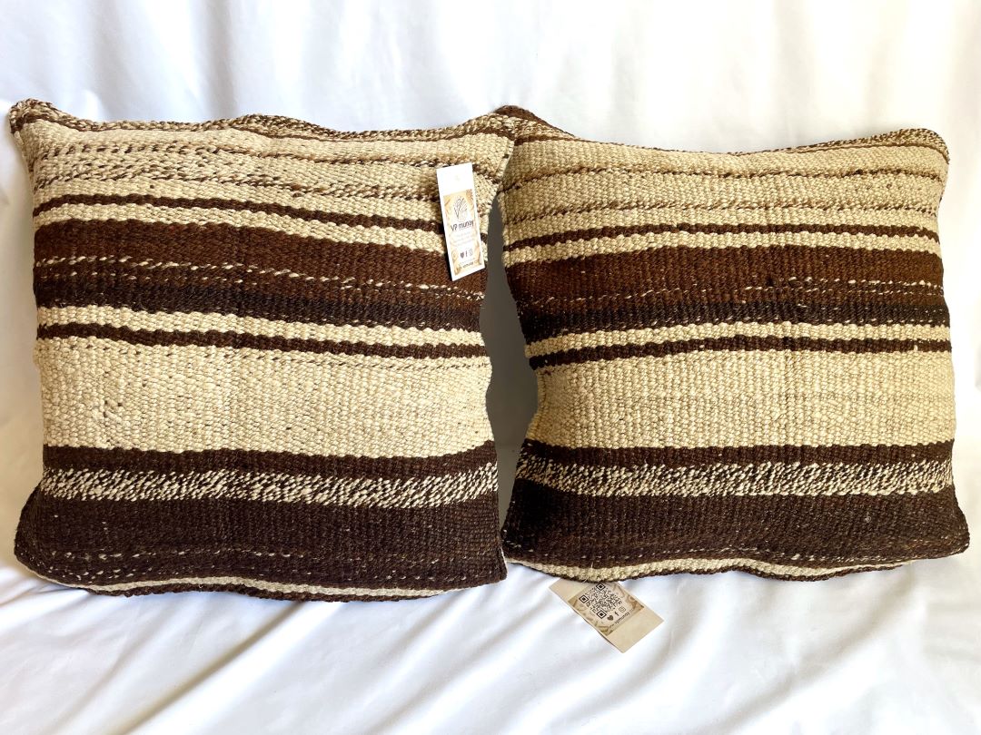 2 Throw Pillowcase, Aguayo's pillowcase, Natural and Black, Bolivia/Peru