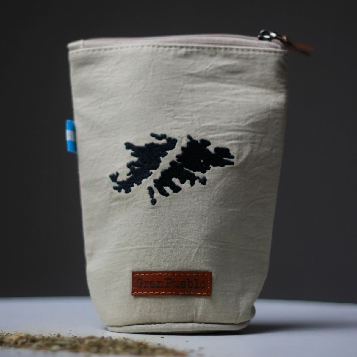 Malvinas Islands Yerba Mate Bag – Handmade, Waterproof, Leather Detail, Yerbero, Argentina