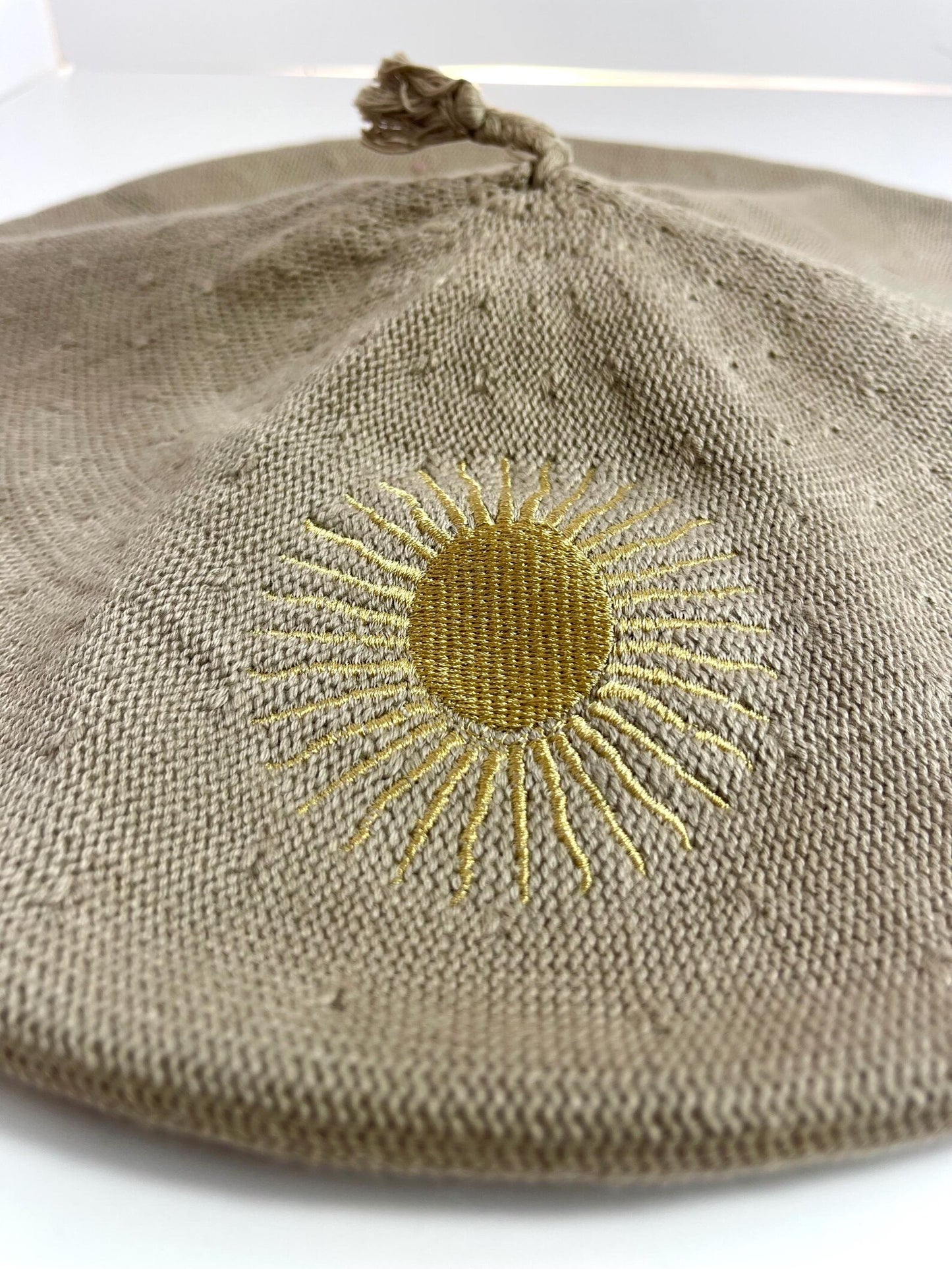 Argentine Beret with Sun of May - Gaucho Argentino - Boina Argentina - Escudo Nacional (Copia)