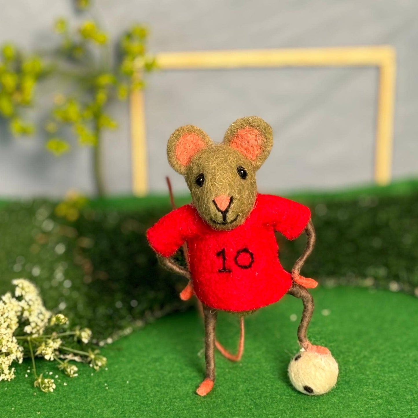 Footballer Mice: Blue, Soccer mouse, England