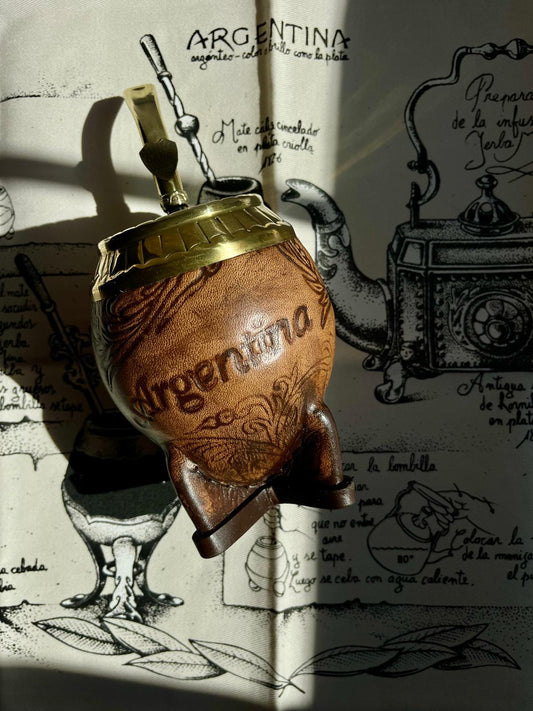 Hand-Chiseled Bronze Rim Torpedo Mate Gourd – Genuine Leather, Argentine Coat of Arms-Mate Torpedo virola bronce