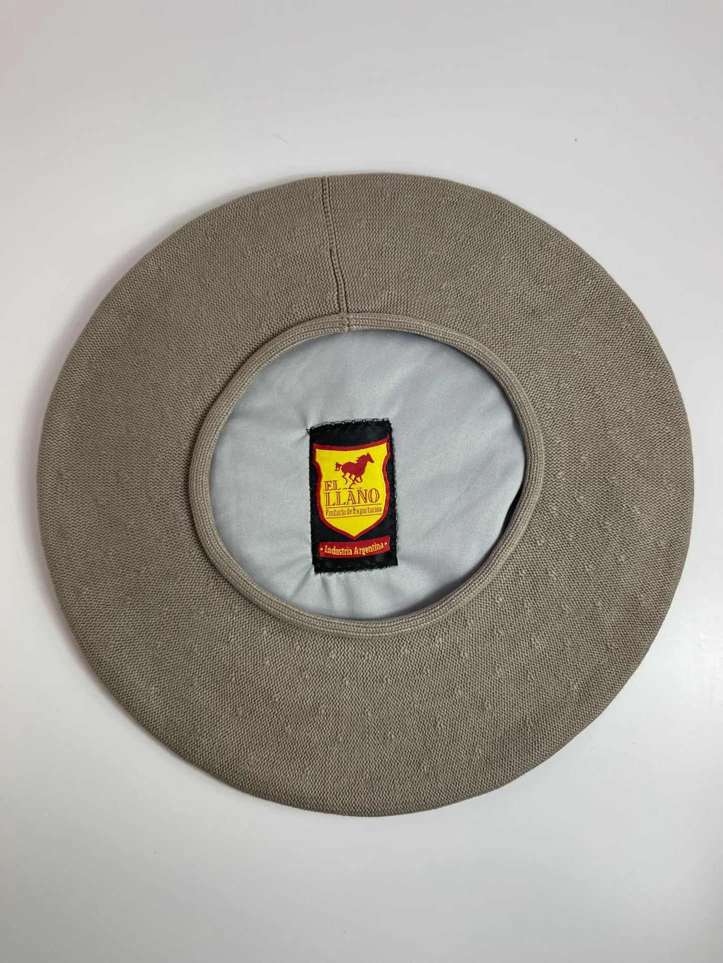 Argentine Beret with National Crest- Gaucho Argentino - Boina Argentina - Escudo Nacional