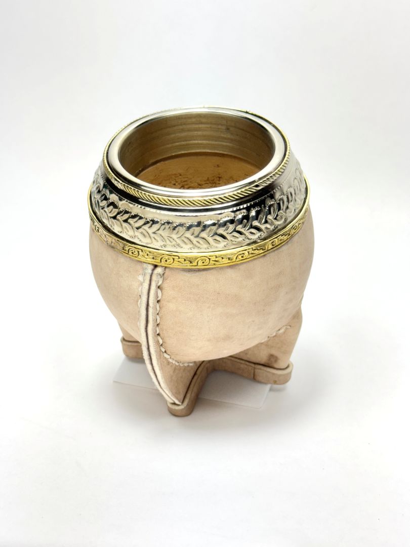Luxury Torpedo Mate-Laurel Leaf Virola - Hand-Selected Uruguayan Calabash - Cured Leather-Handmade in Argentina