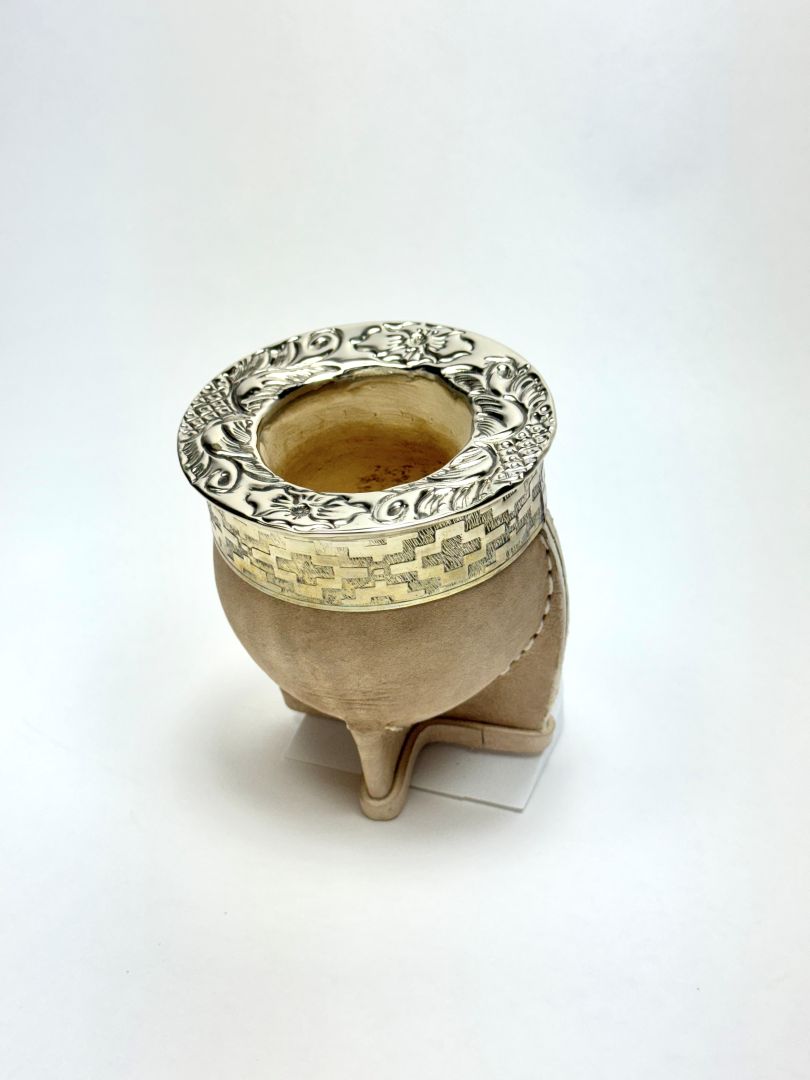 Luxury Imperial Mate - Artisan Reserve - Handcrafted Orfebre Virola - Uruguayan Calabash - Cured Leather, Argentina