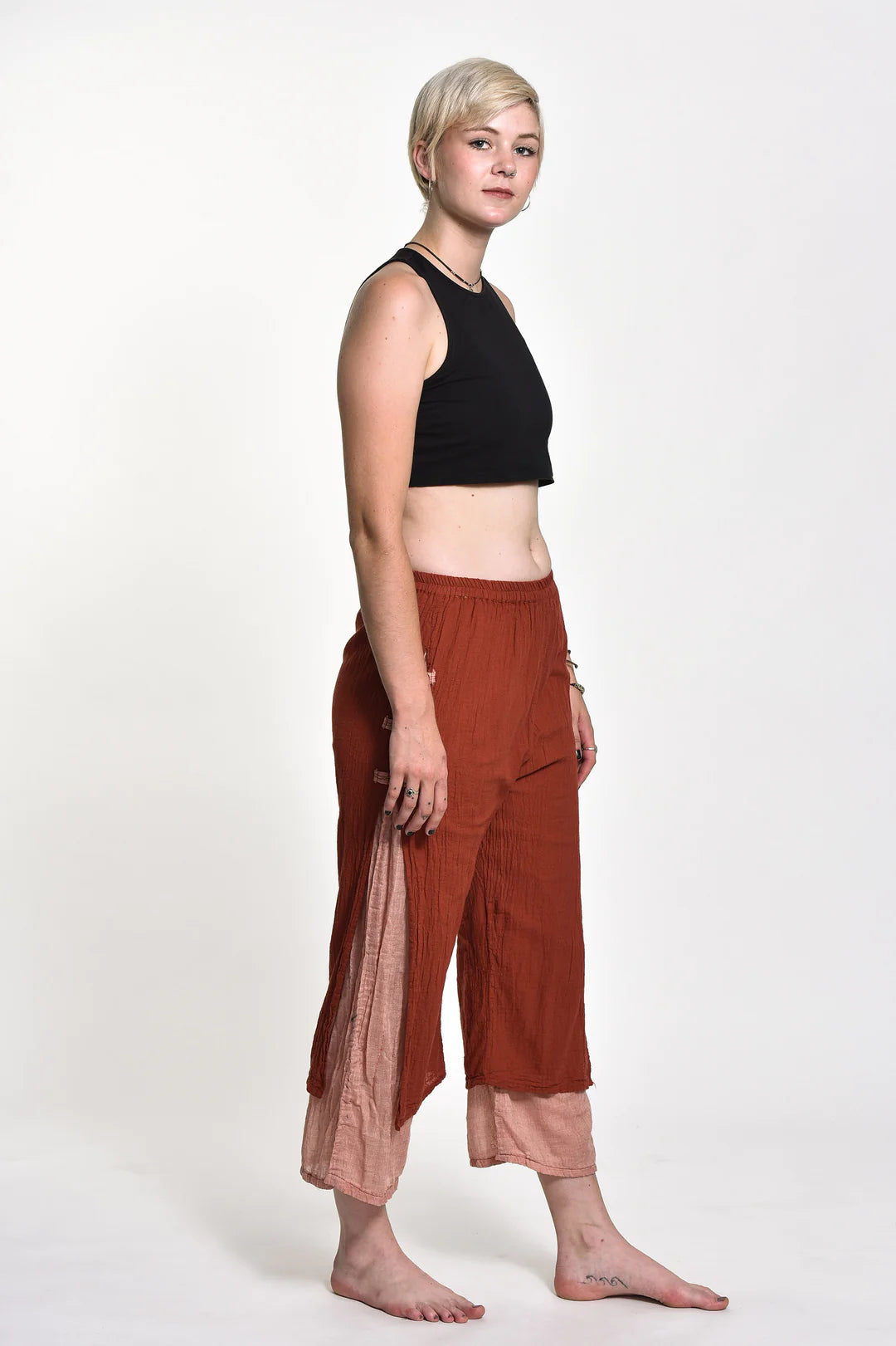 Women's Cotton Double Layers Cropped Pants in Solid Brick, Thailand
