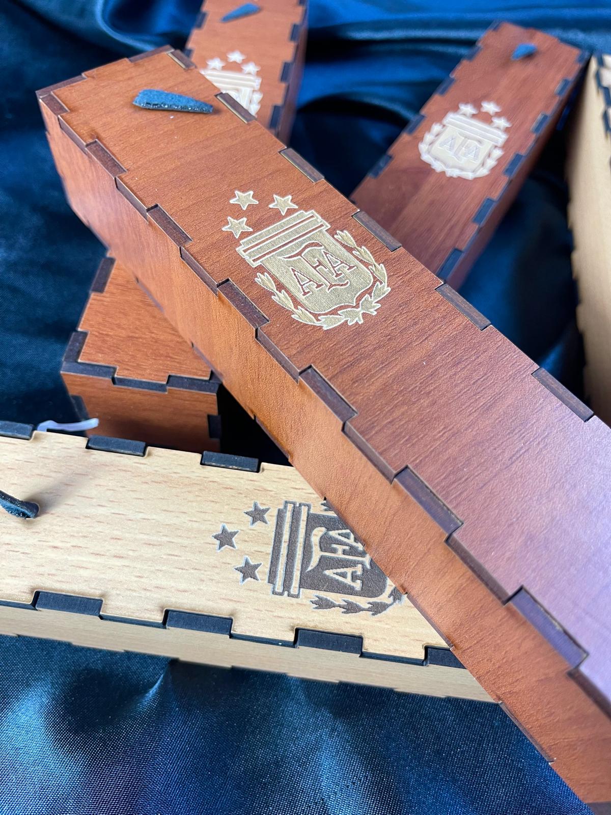 Argentina World Champion Mate Bombilla – 3 Stars & World Cup Bronze Detail – Handmade Alpaca Straw with AFA Gift Box – Limited Edition