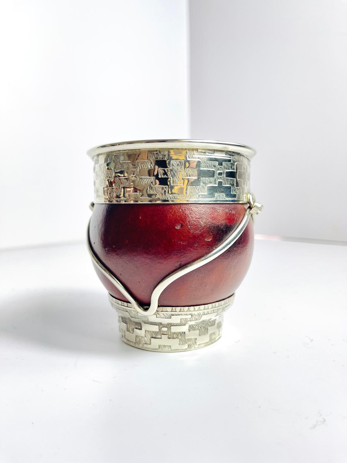 Imperial Criollo Mate Gourd-Hand Engraved Alpaca Premium, Argentina