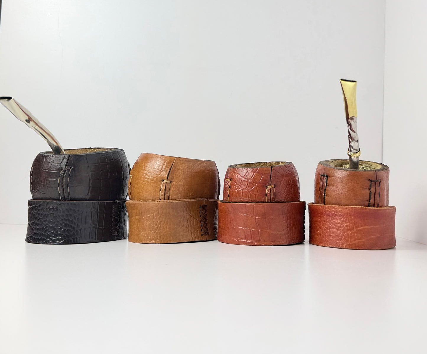 Mate Galleta – Handmade Leather Wrapped Calabash with Matching Base, ARGENTINA