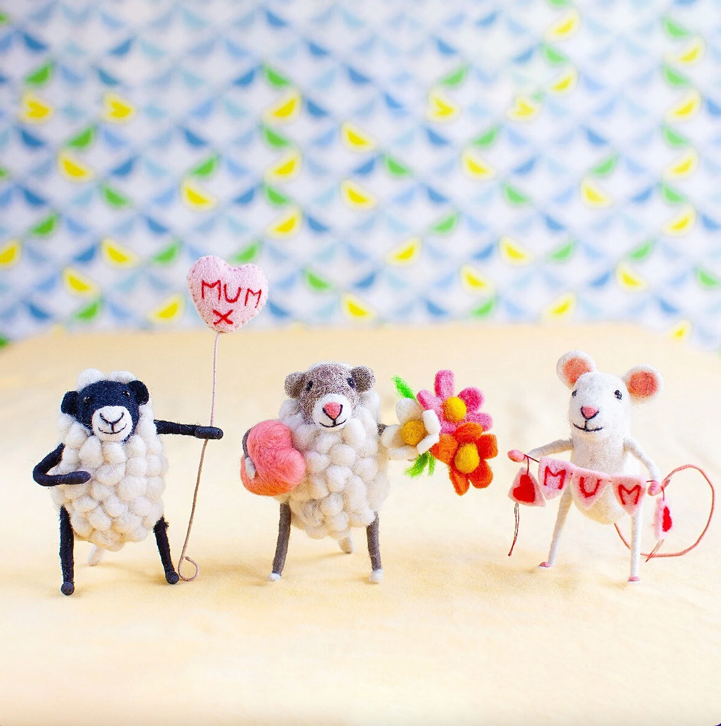 Heart and Flowers Sheep, Nepal