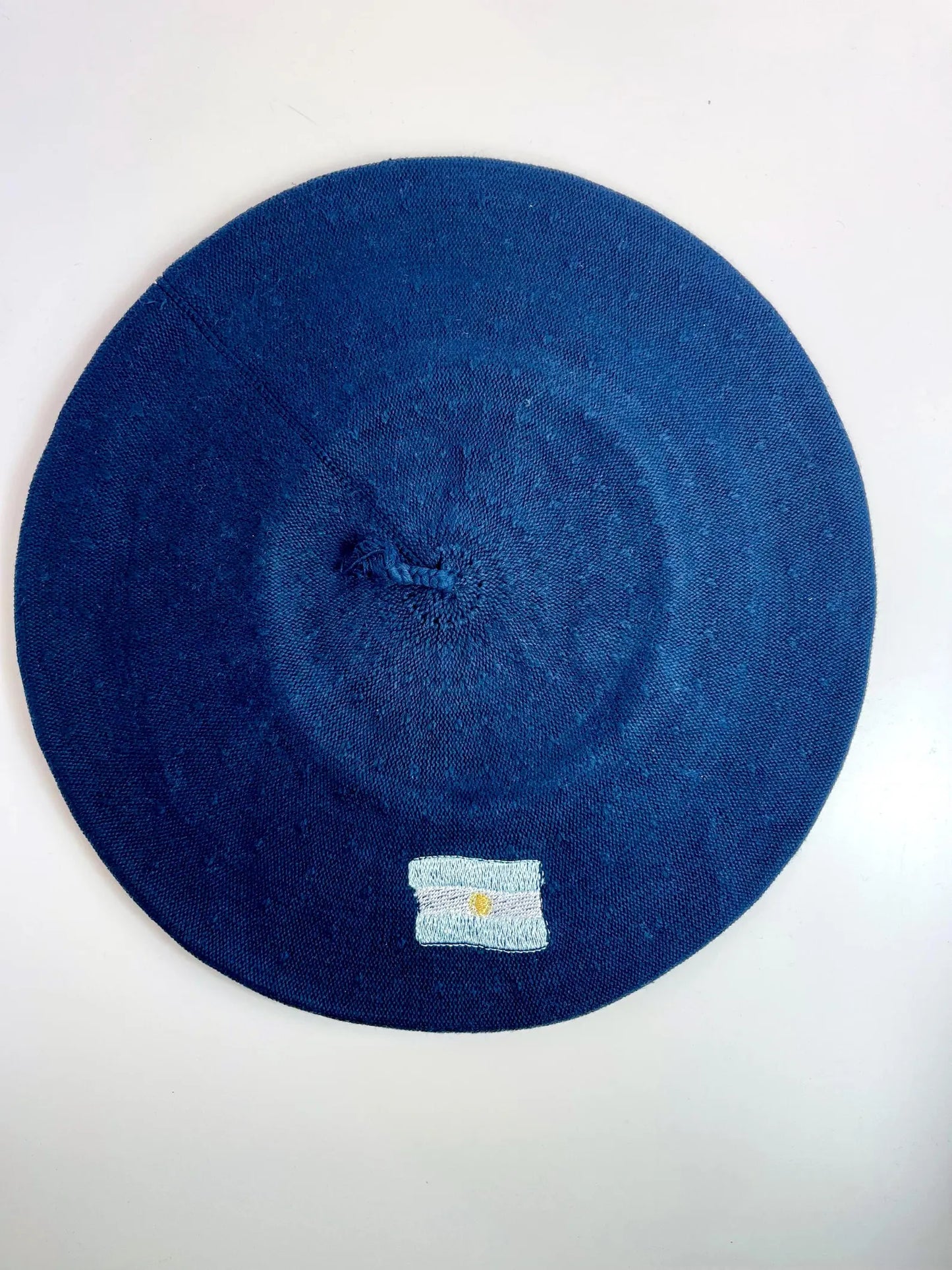 Argentine Beret with Argentine Flag - Gaucho Argentino - Boina Argentina - Escudo Nacional (Copia)