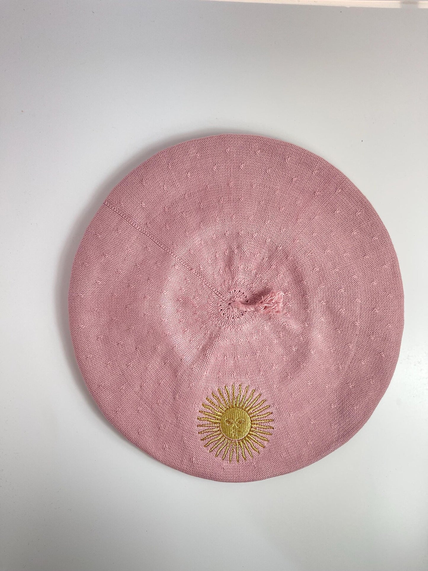 Argentine Beret with Sun of May - Gaucho Argentino - Boina Argentina - Escudo Nacional (Copia)