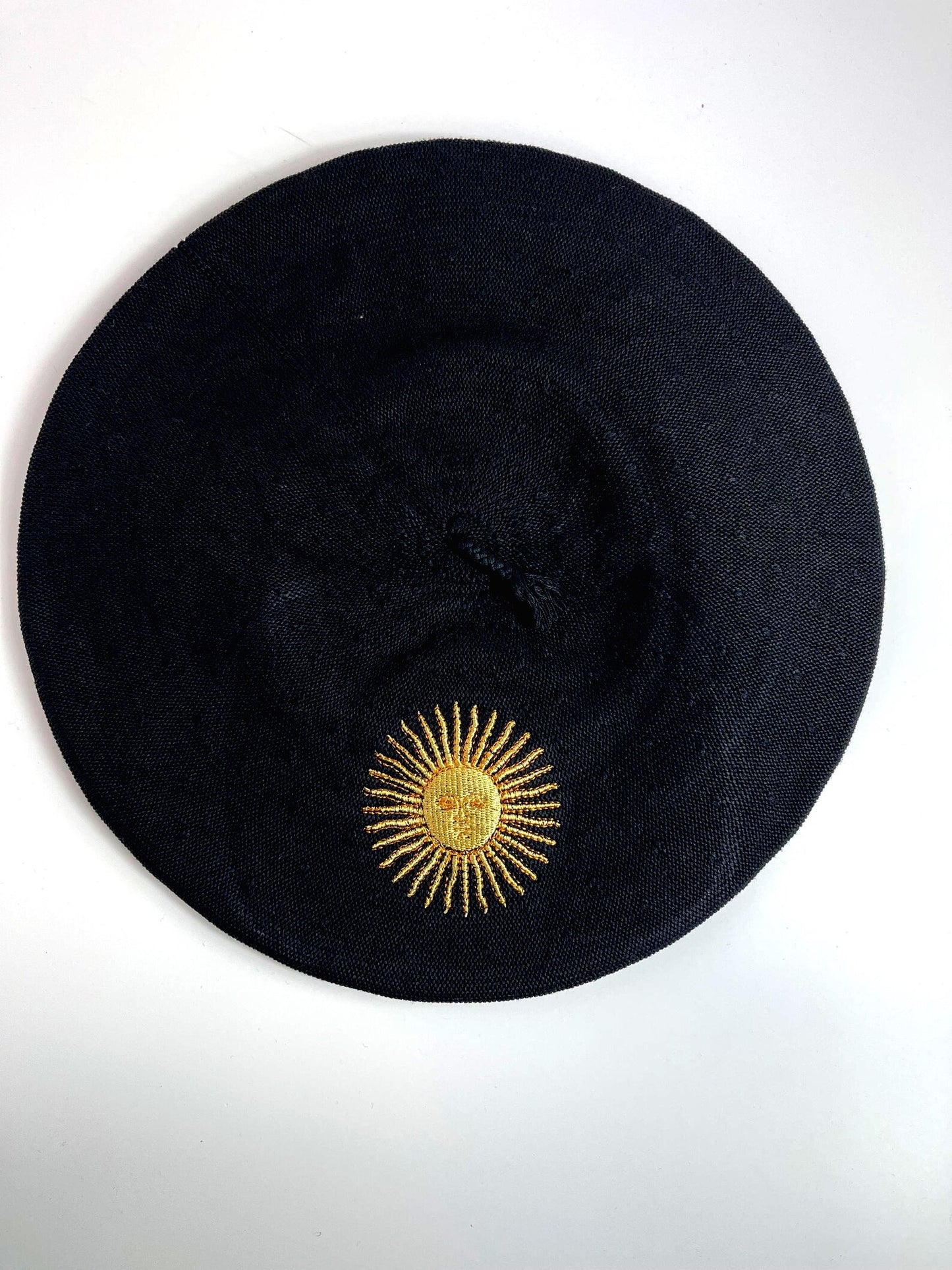Argentine Beret with Sun of May - Gaucho Argentino - Boina Argentina - Escudo Nacional (Copia)