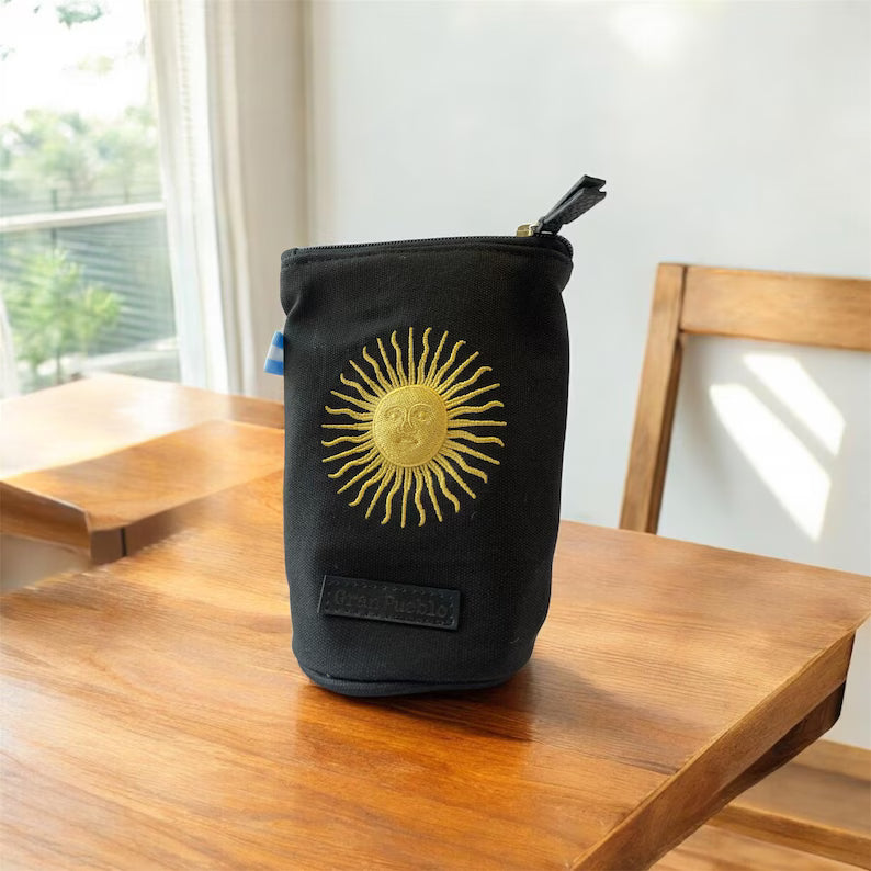 Handcrafted Escudo Nacional " National Coat of Arms /Sol de Mayo - "Sun of May" Yerba Mate Bag: Black - Canvas Cotton
